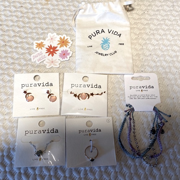 Pura Vida Jewelry - NWT Pura Vida bundle
